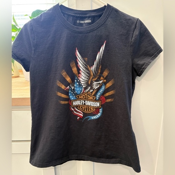 Harley-Davidson Tops - 🏍️ Harley-Davidson® Eagle American Original Tampa Bay, FL Dealer Black Tee Med